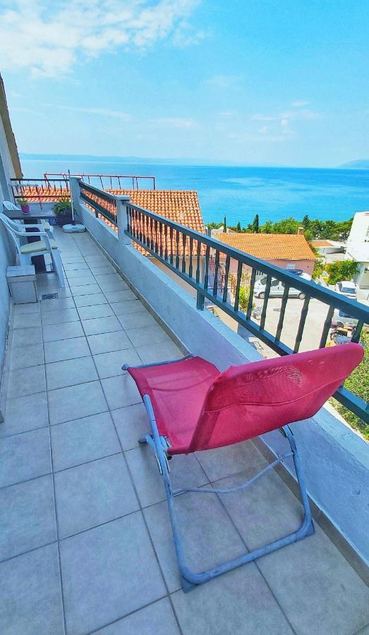 Apartments Jadranka Tucepi Bagian luar foto