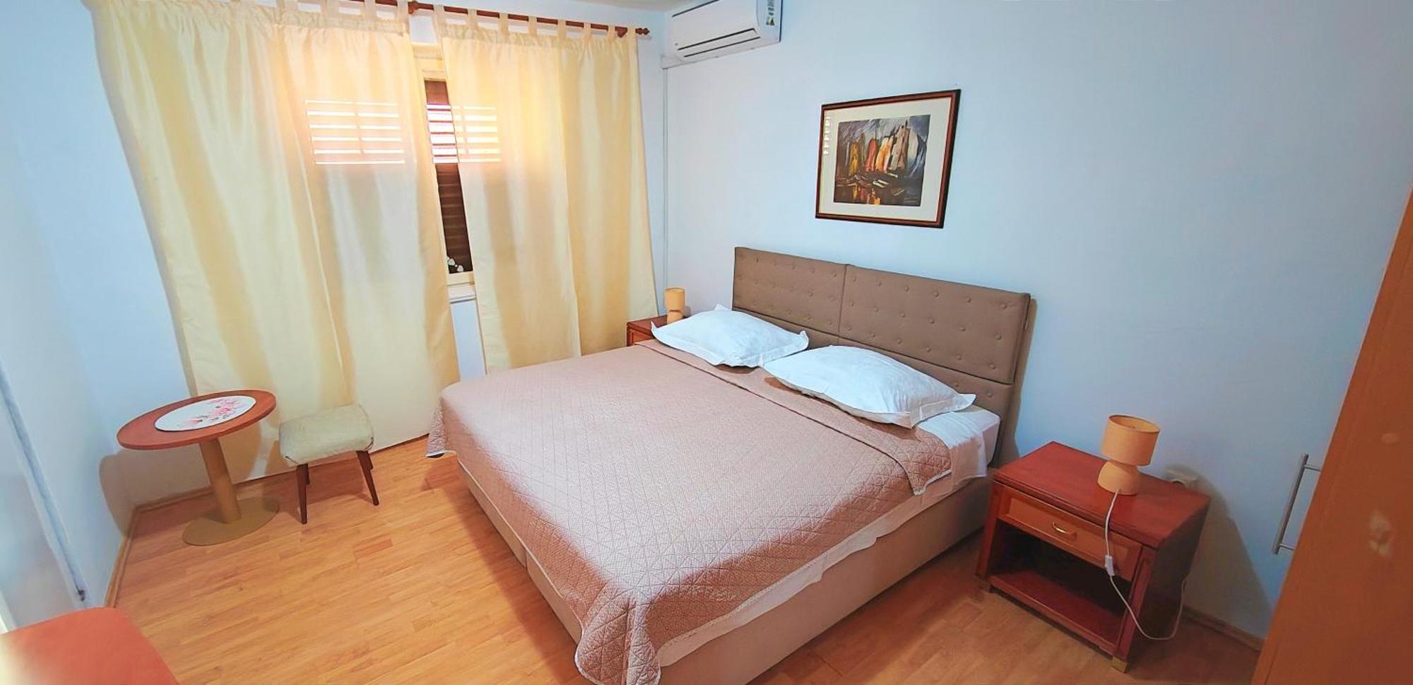 Apartments Jadranka Tucepi Ruang foto